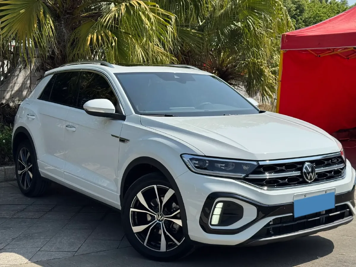 2023 Volkswagen T-Roc 1.5T 160HP L4 7DCT,autocango,china used car exporter,china ev exporter,chinese used car exporter,chinese used ev exporter
