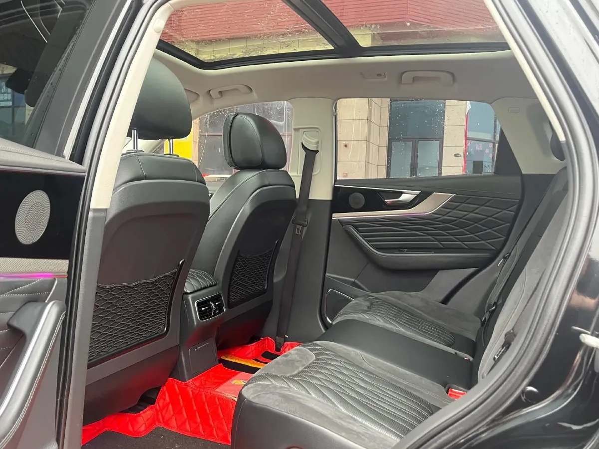 2022 HongQi HS5 2.0T 224HP L4 6AT,autocango,china used car exporter,china ev exporter,chinese used car exporter,chinese used ev exporter