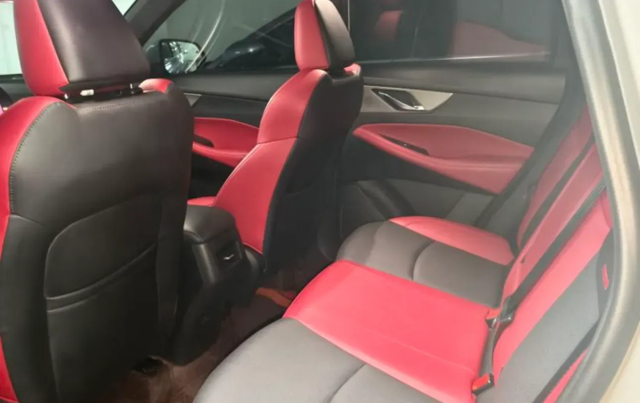 2021 ChangAn CS35 Plus 1.4T 160HP L4 7DCT,autocango,china used car exporter,china ev exporter,chinese used car exporter,chinese used ev exporter