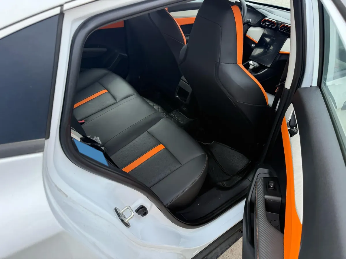 2023 DongFeng Aeolus YiXuan 1.5L 125HP L4 6DCT,autocango,china used car exporter,china ev exporter,chinese used car exporter,chinese used ev exporter