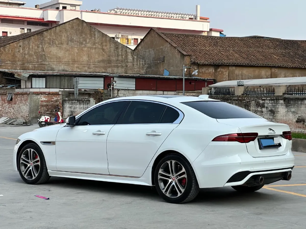 2021 Jaguar XEL 2.0T 250HP L4 8AT,autocango,china used car exporter,china ev exporter,chinese used car exporter,chinese used ev exporter