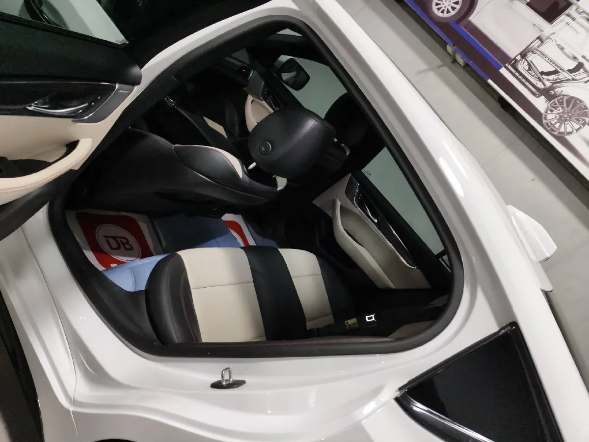 2022 Cadillac CT5 2.0T 237HP L4 10AT,autocango,china used car exporter,china ev exporter,chinese used car exporter,chinese used ev exporter