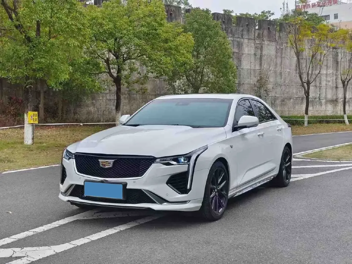 2022 Cadillac CT4 2.0T 237HP L4 8AT,autocango,china used car exporter,china ev exporter,chinese used car exporter,chinese used ev exporter