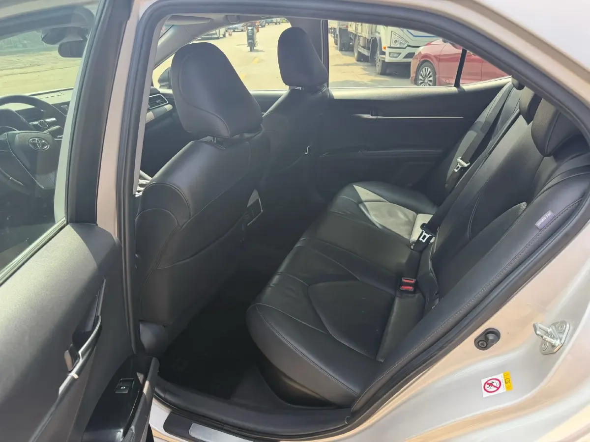 2018 Toyota Camry 2.5L 178HP L4 E-CVT Hybrid,autocango,china used car exporter,china ev exporter,chinese used car exporter,chinese used ev exporter