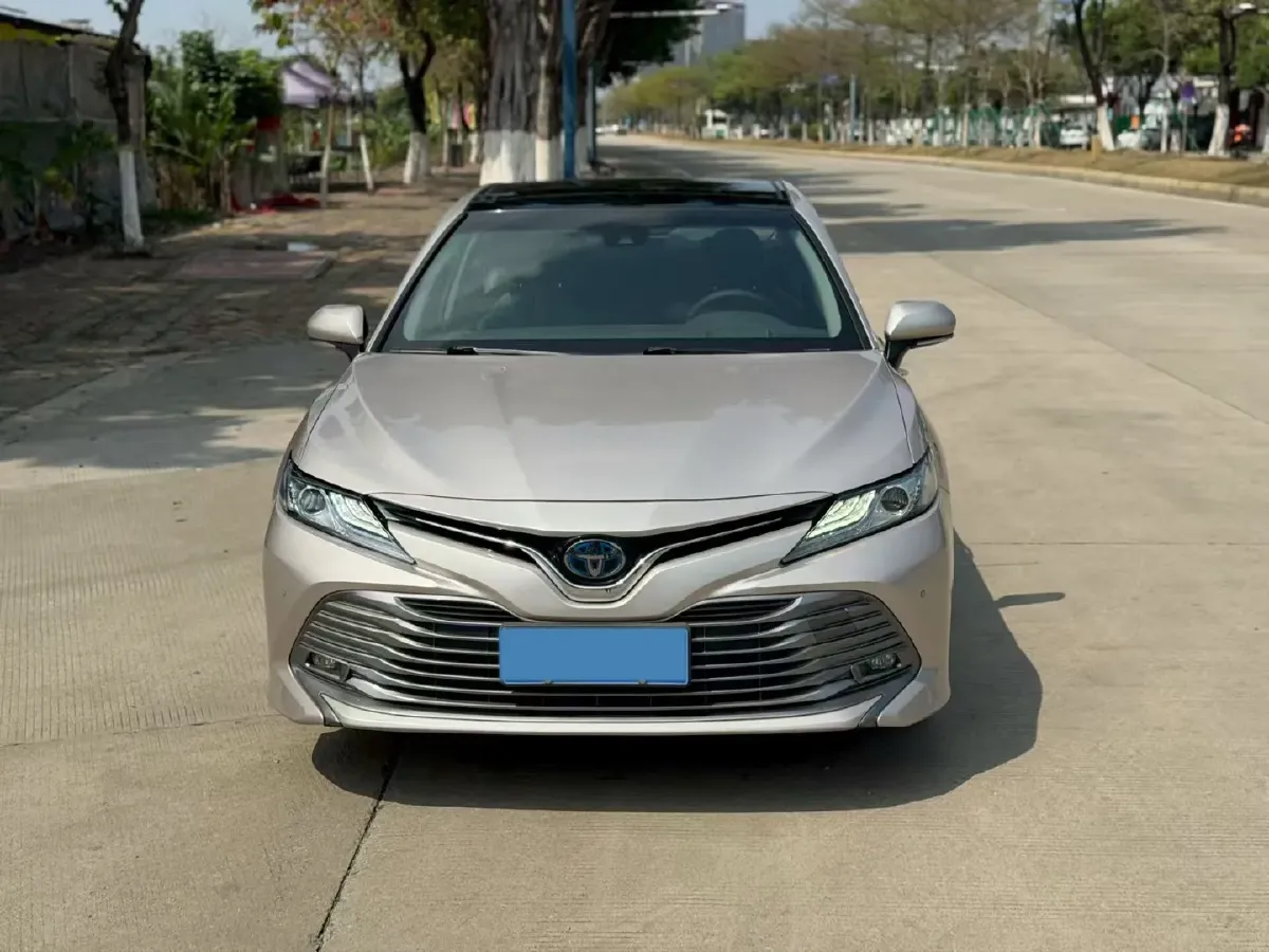 2018 Toyota Camry 2.5L 178HP L4 E-CVT Hybrid,autocango,china used car exporter,china ev exporter,chinese used car exporter,chinese used ev exporter