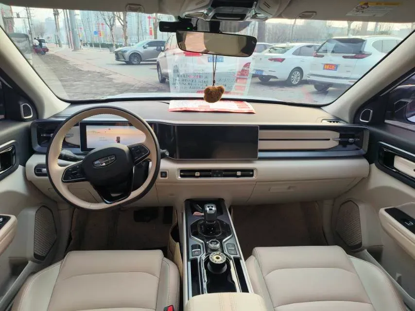 2023 Geely ICON 1.5T 181HP L4 7DCT,autocango,china used car exporter,china ev exporter,chinese used car exporter,chinese used ev exporter