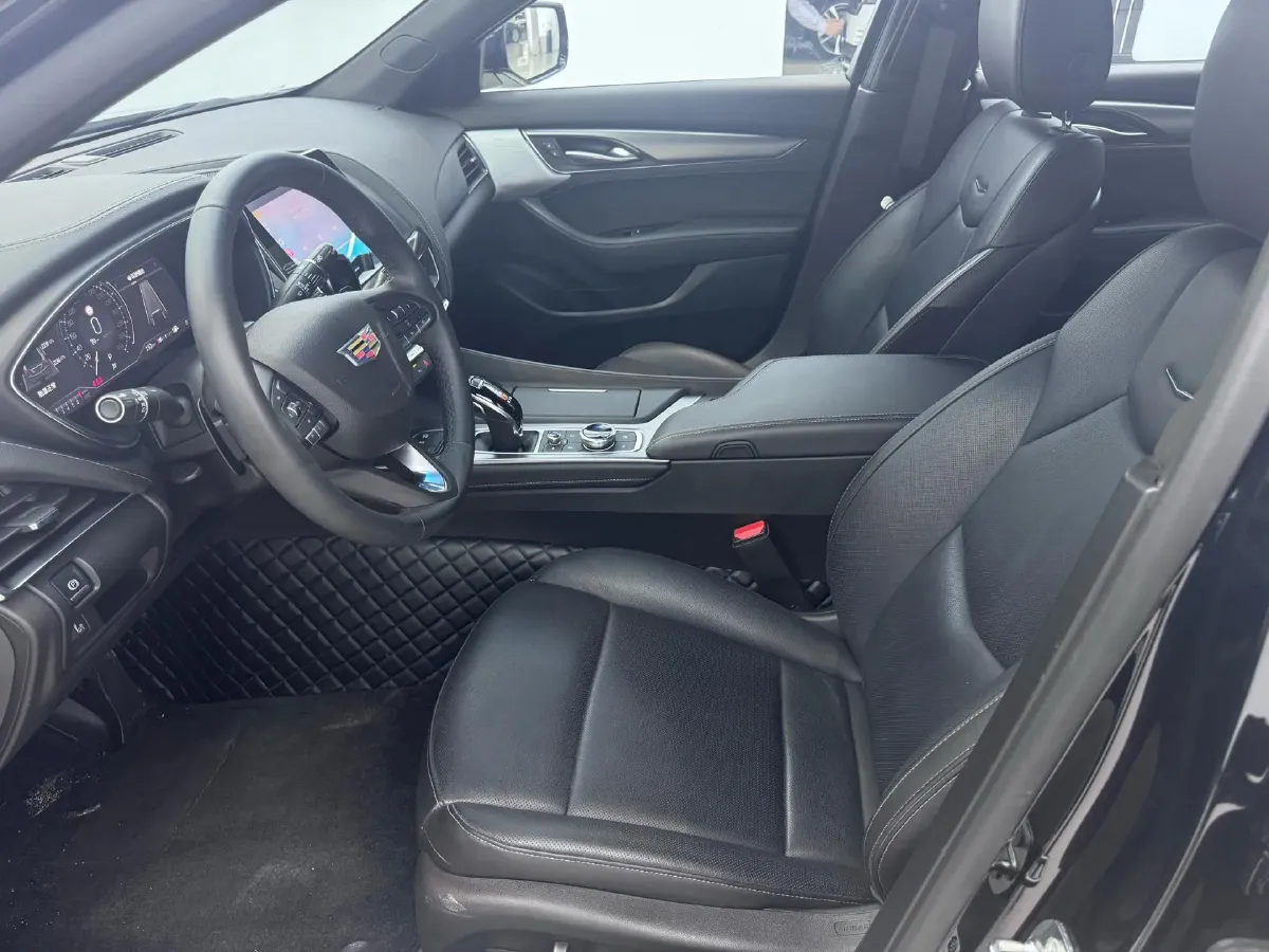 2023 Cadillac CT5 2.0T 237HP L4 10AT,autocango,china used car exporter,china ev exporter,chinese used car exporter,chinese used ev exporter