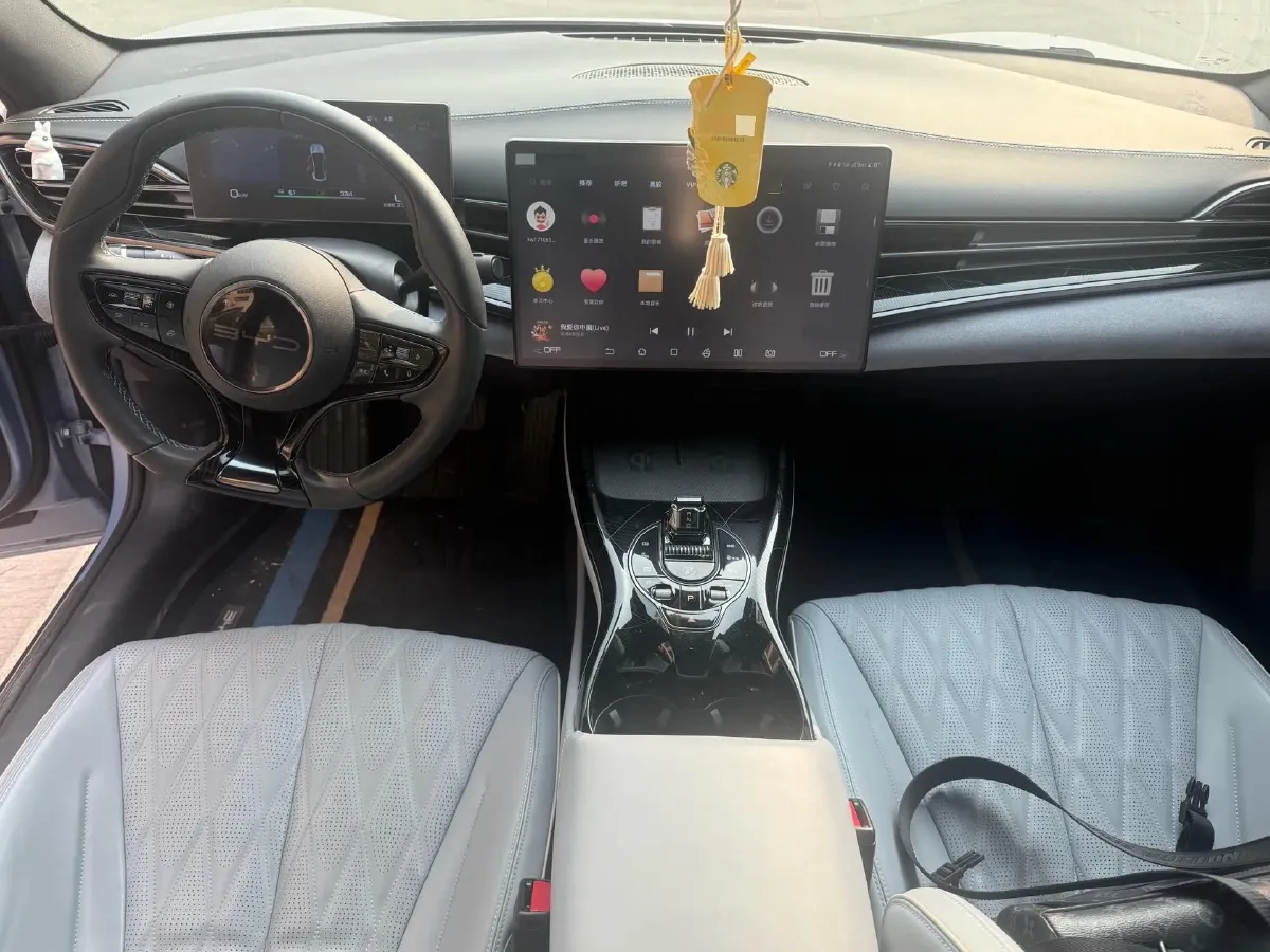 2022 MAXUS DaJia 5 BEV 70KWH,autocango,china used car exporter,china ev exporter,chinese used car exporter,chinese used ev exporter