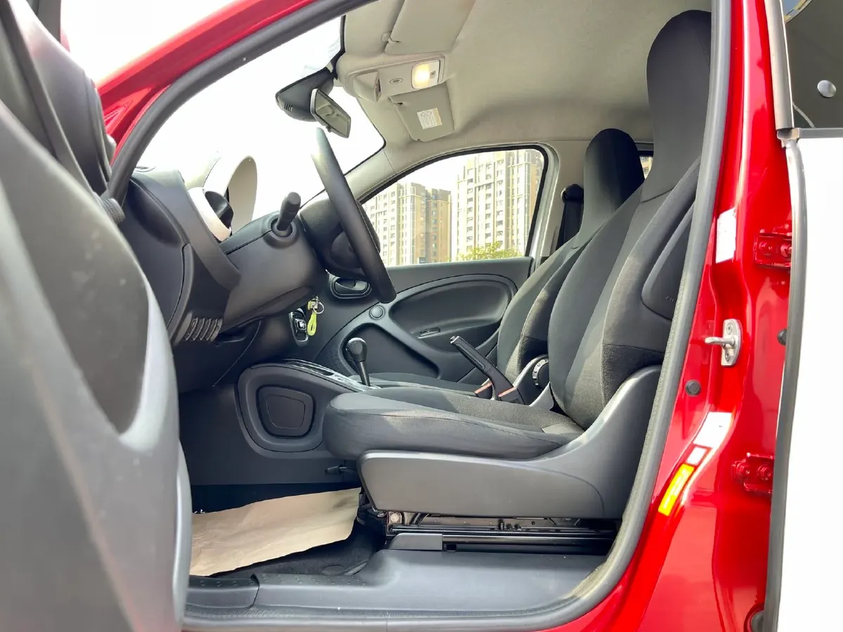 2018 Smart smart forfour 1.0L 71HP L3 6DCT,autocango,china used car exporter,china ev exporter,chinese used car exporter,chinese used ev exporter