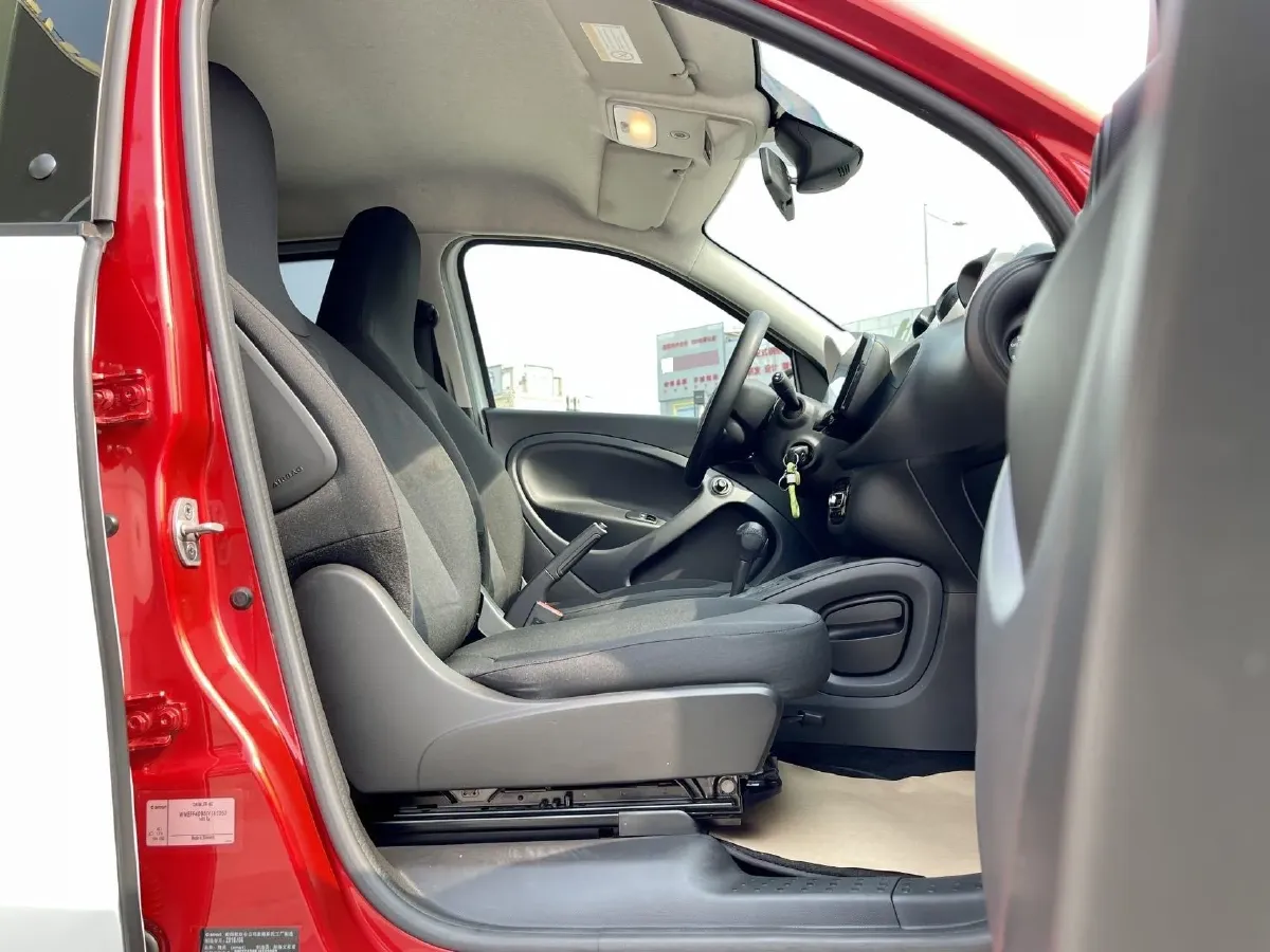2018 Smart smart forfour 1.0L 71HP L3 6DCT,autocango,china used car exporter,china ev exporter,chinese used car exporter,chinese used ev exporter