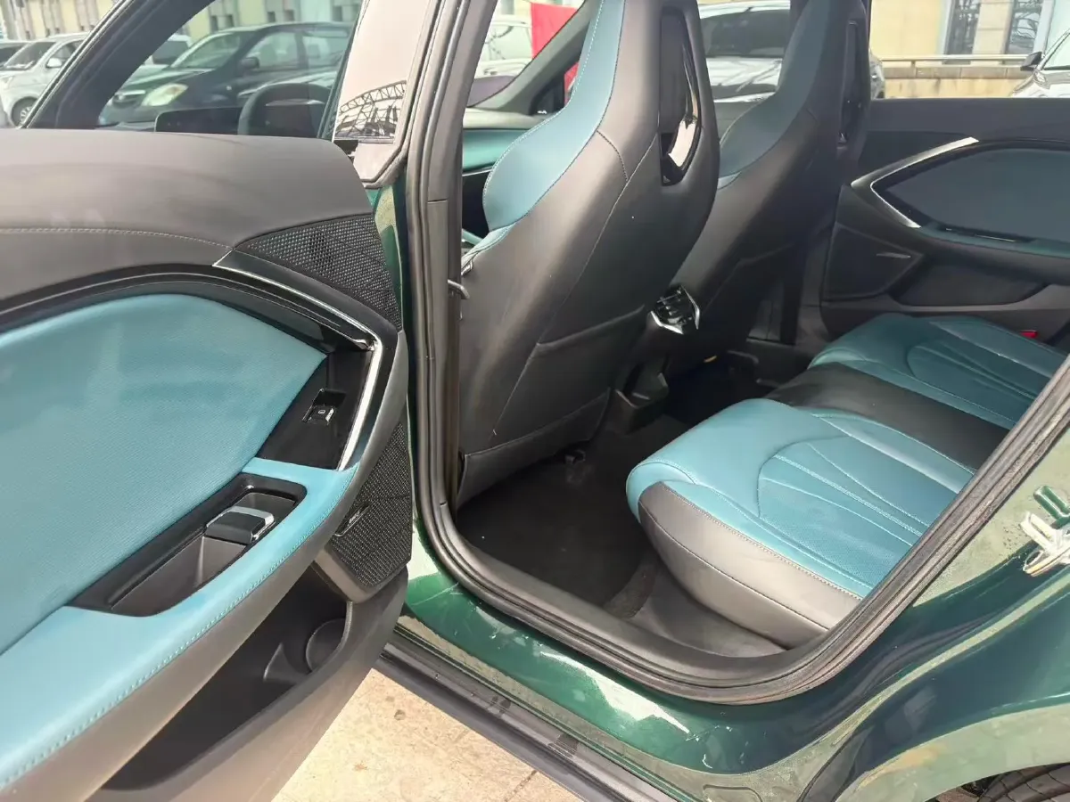 2023 MG 7 2.0T 261HP L4 9AT,autocango,china used car exporter,china ev exporter,chinese used car exporter,chinese used ev exporter