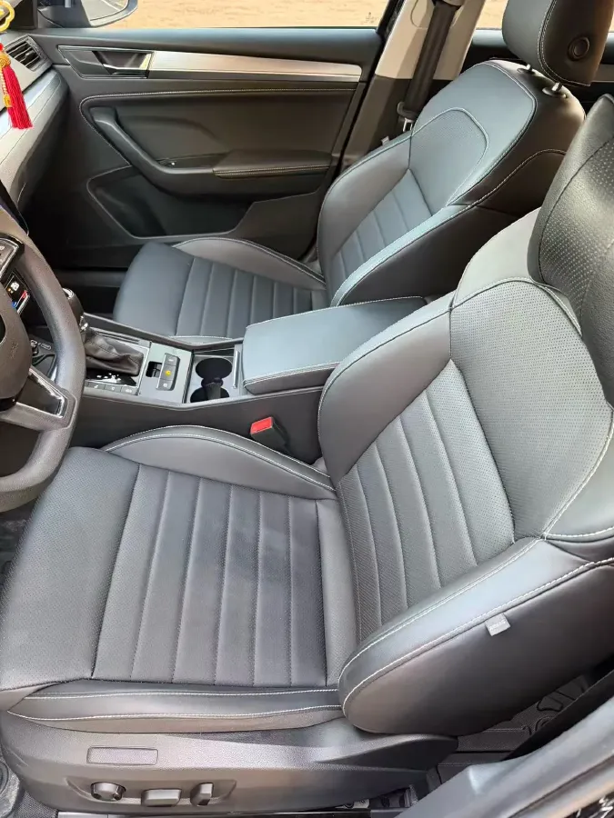 2024 Skoda Superb 1.4T 150HP L4 7DCT,autocango,china used car exporter,china ev exporter,chinese used car exporter,chinese used ev exporter