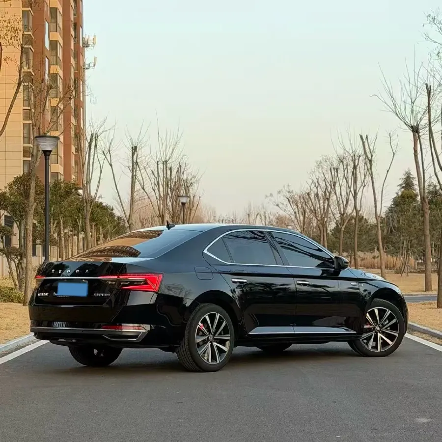 2024 Skoda Superb 1.4T 150HP L4 7DCT,autocango,china used car exporter,china ev exporter,chinese used car exporter,chinese used ev exporter