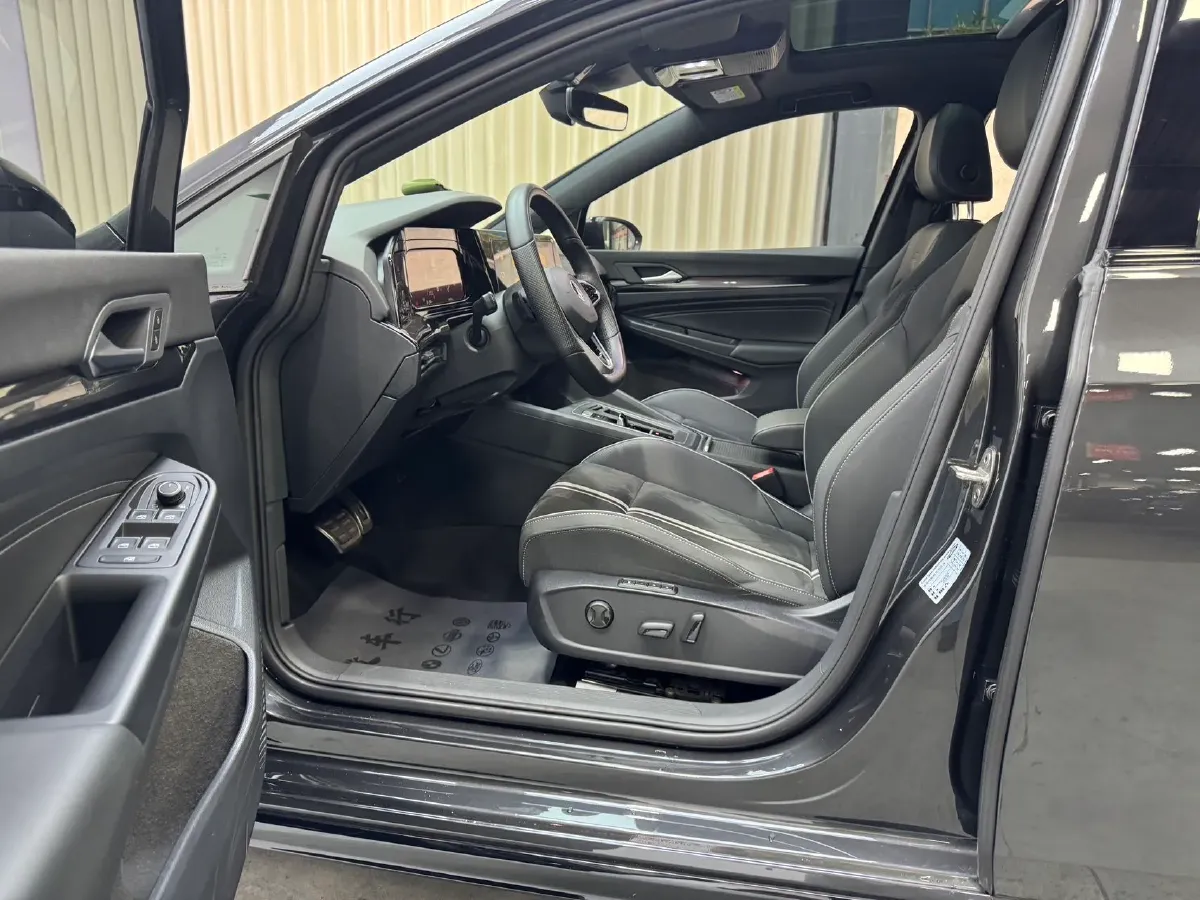 2021 Volkswagen Golf 1.4T 150HP L4 7DCT,autocango,china used car exporter,china ev exporter,chinese used car exporter,chinese used ev exporter