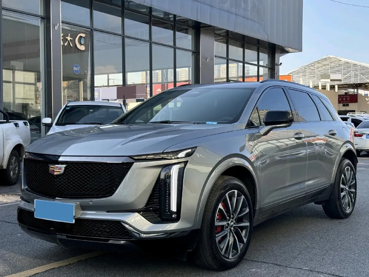 2025 Cadillac XT5 2.0T 237HP L4 9AT,autocango,china used car exporter,china ev exporter,chinese used car exporter,chinese used ev exporter