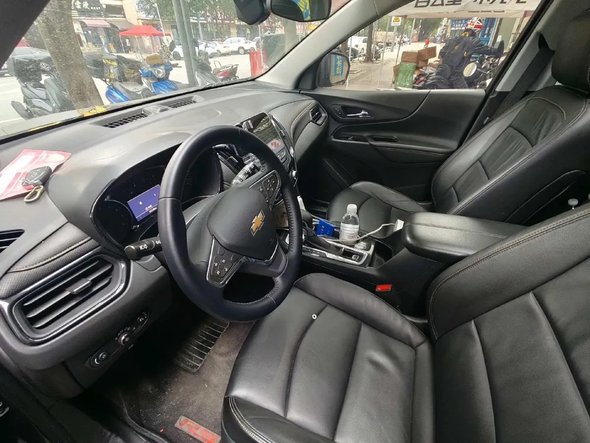 2021 Chevrolet Equinox 1.5T 169HP L4 6AT,autocango,china used car exporter,china ev exporter,chinese used car exporter,chinese used ev exporter