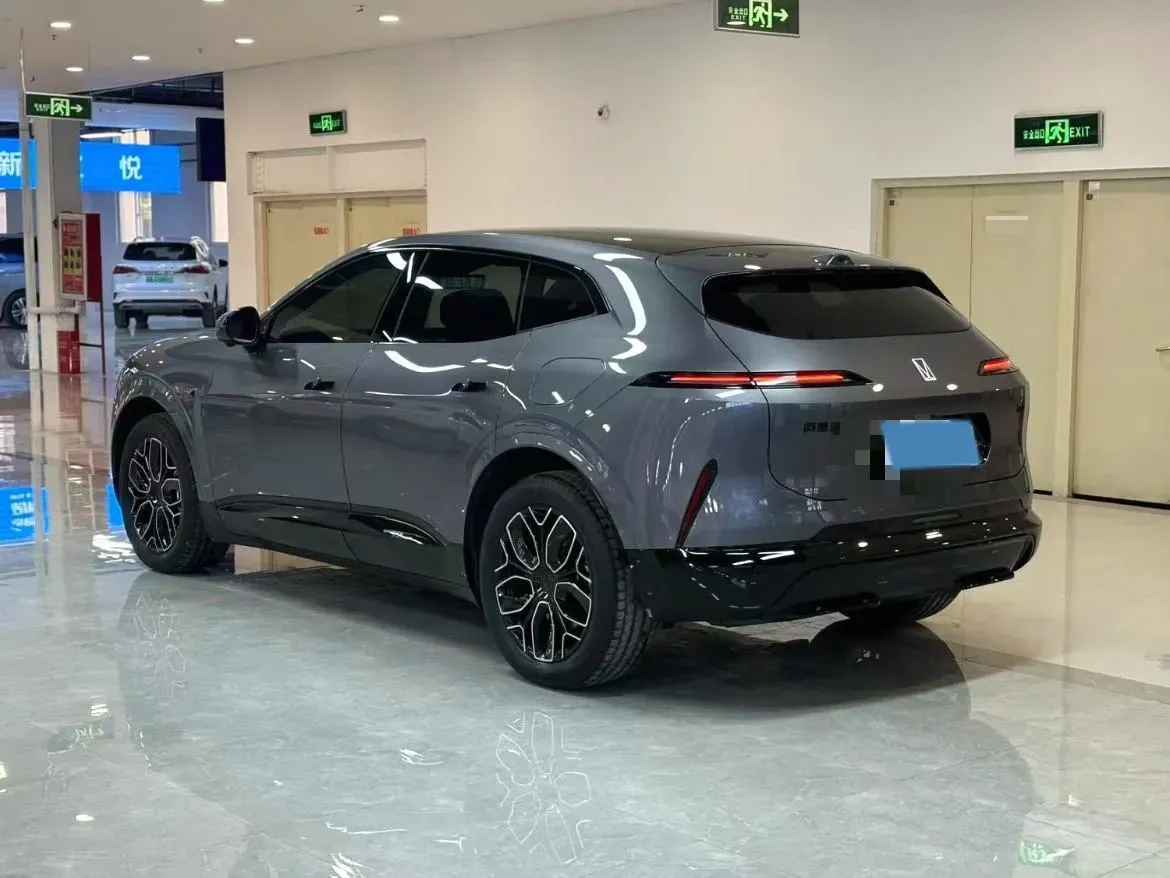 2026 Avatr 07 BEV,autocango,china used car exporter,china ev exporter,chinese used car exporter,chinese used ev exporter