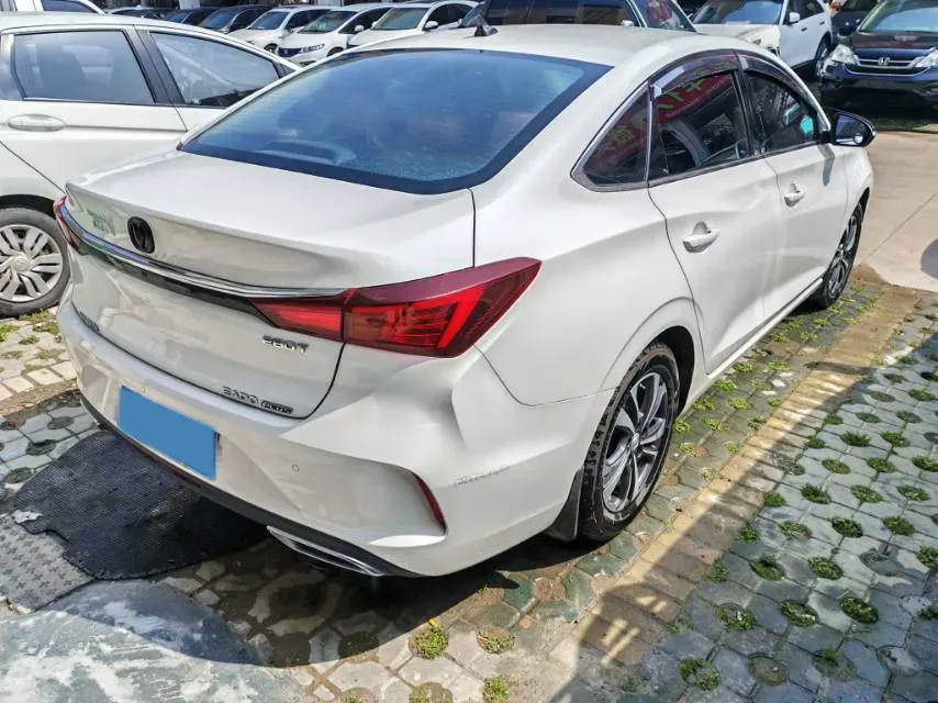 2021 ChangAn Eado 1.4T 160HP L4 7DCT,autocango,china used car exporter,china ev exporter,chinese used car exporter,chinese used ev exporter