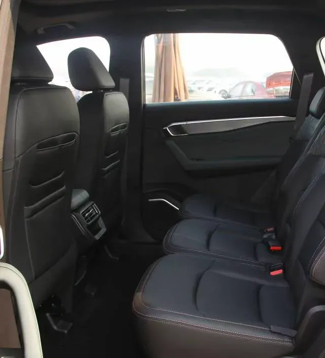 2024 Geely Okavango L 2.0T 218HP L4 7DCT,autocango,china used car exporter,china ev exporter,chinese used car exporter,chinese used ev exporter