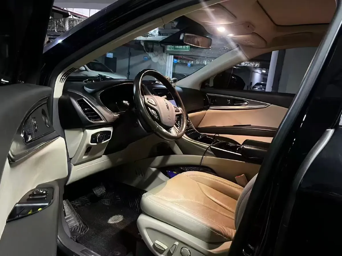 2018 Lincoln MKX 2.0T 253HP L4 6AT,autocango,china used car exporter,china ev exporter,chinese used car exporter,chinese used ev exporter