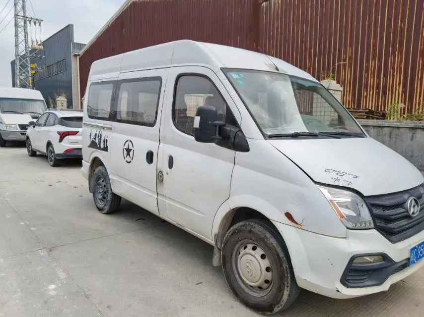 2013 MAXUS XinTu V80 2.5T 136HP L4 5MT,autocango,china used car exporter,china ev exporter,chinese used car exporter,chinese used ev exporter