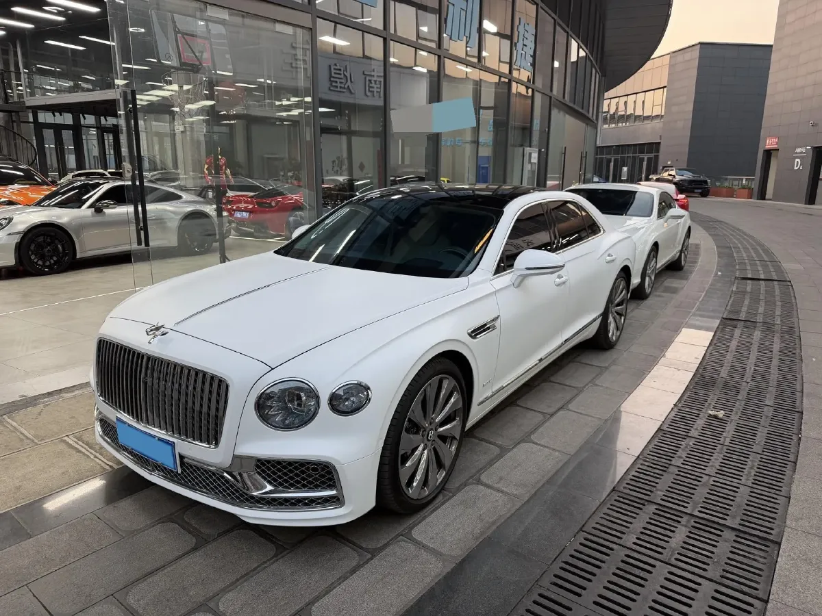 2020 Bentley Flying Spur 6.0T 635HP W12 8DCT,autocango,china used car exporter,china ev exporter,chinese used car exporter,chinese used ev exporter