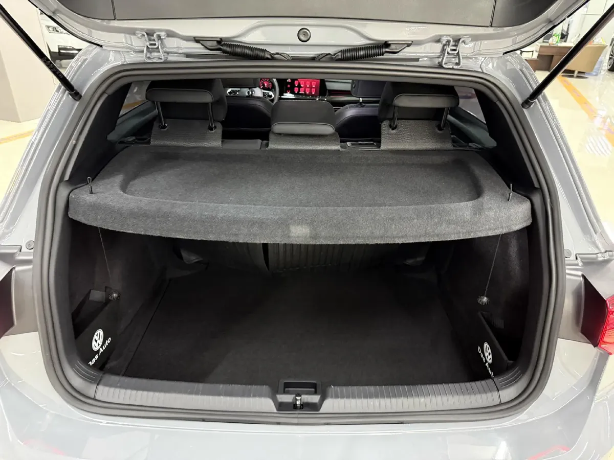 2023 Volkswagen Golf 1.4T 150HP L4 7DCT,autocango,china used car exporter,china ev exporter,chinese used car exporter,chinese used ev exporter