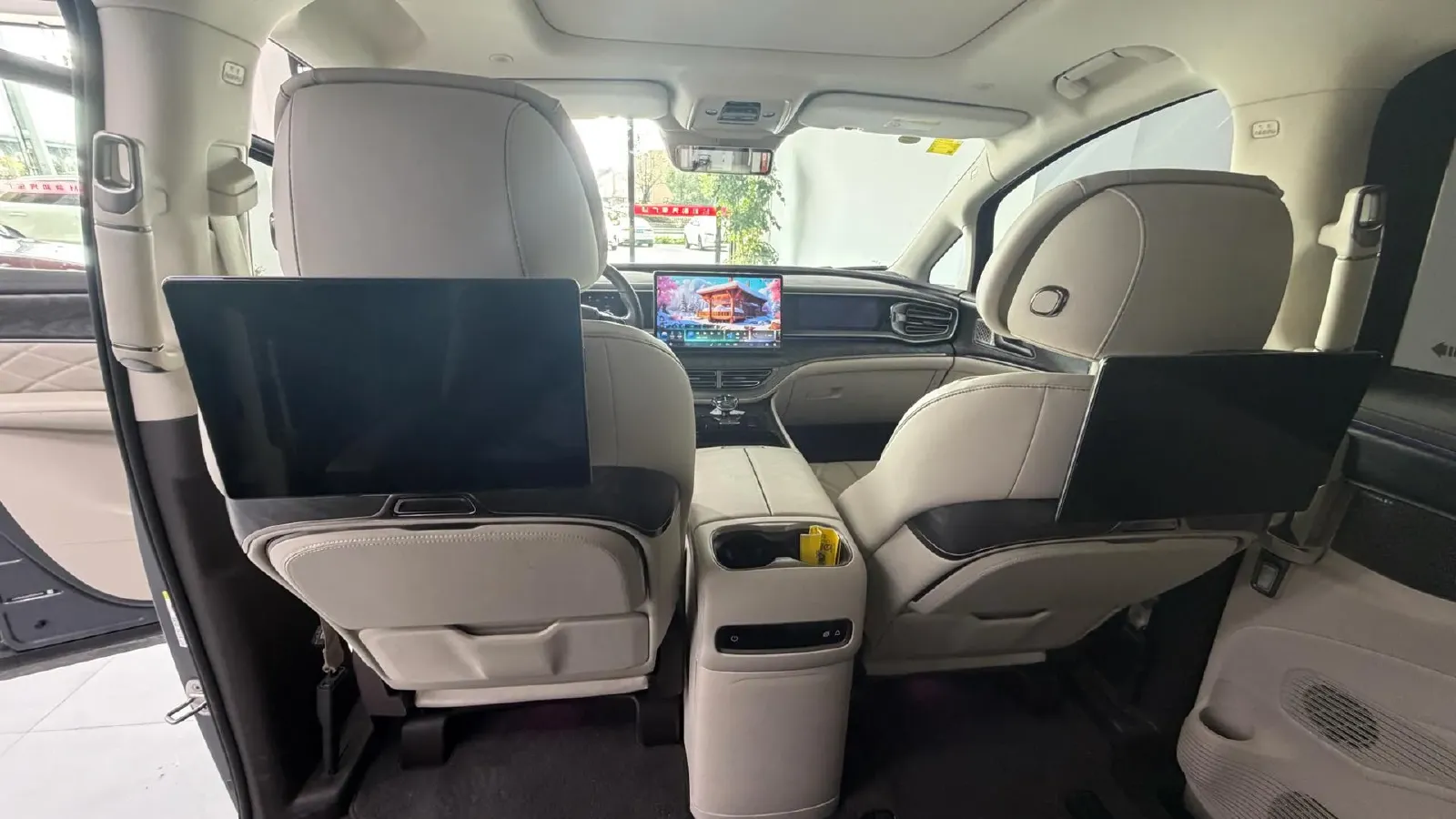 2024 Denza D9 1.5T 139HP L4 E-CVT PHEV 40KWH,autocango,china used car exporter,china ev exporter,chinese used car exporter,chinese used ev exporter