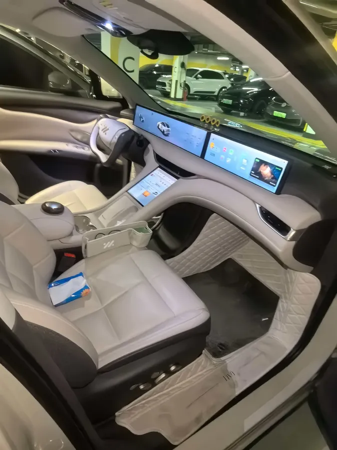 2025 IM LS6 BEV 83KWH,autocango,china used car exporter,china ev exporter,chinese used car exporter,chinese used ev exporter