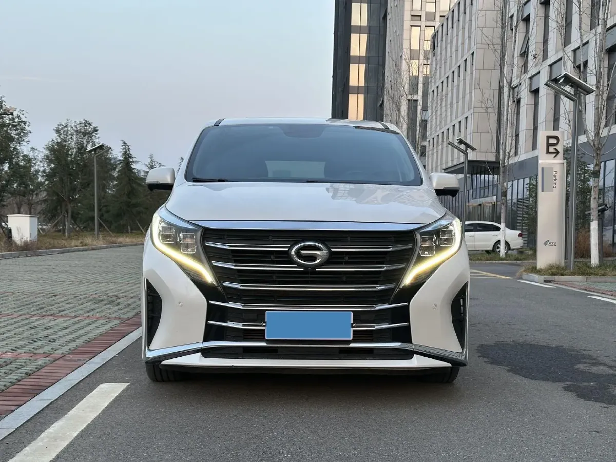2023 GAC Trumpchi M8 2.0T 252HP L4 8AT,autocango,china used car exporter,china ev exporter,chinese used car exporter,chinese used ev exporter