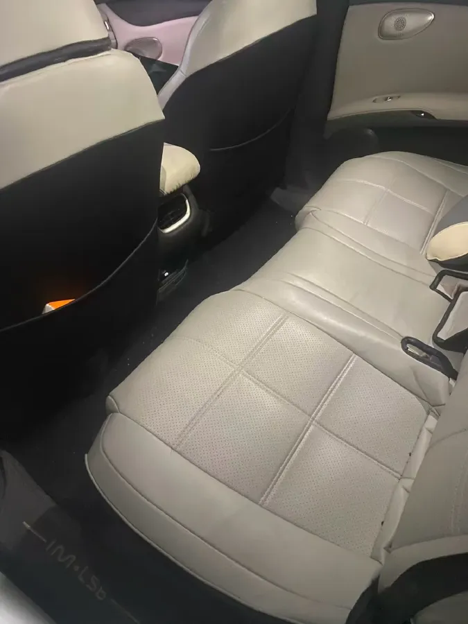 2025 IM LS6 BEV 75KWH,autocango,china used car exporter,china ev exporter,chinese used car exporter,chinese used ev exporter