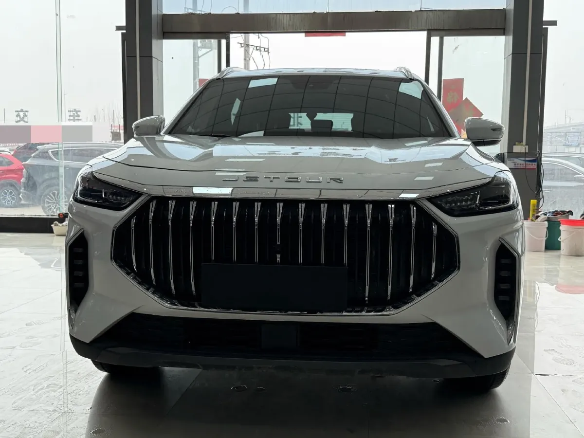 2025 Jetour X70 Plus 1.5T 156HP L4 6DCT,autocango,china used car exporter,china ev exporter,chinese used car exporter,chinese used ev exporter