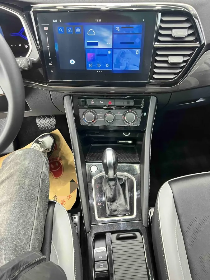 2023 Jetta VS7 1.4T 150HP L4 6AT,autocango,china used car exporter,china ev exporter,chinese used car exporter,chinese used ev exporter