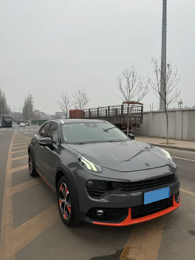 2018 Toyota C-HR 2.0L 171HP L4 CVT,autocango,china used car exporter,china ev exporter,chinese used car exporter,chinese used ev exporter