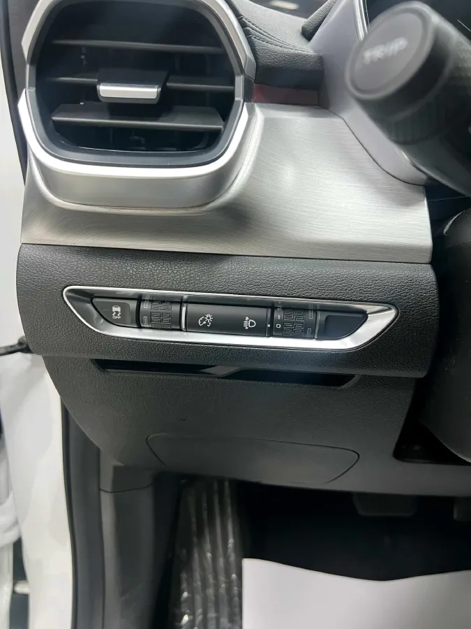 2021 Geely Coolray 1.4T 141HP L4 6DCT,autocango,china used car exporter,china ev exporter,chinese used car exporter,chinese used ev exporter