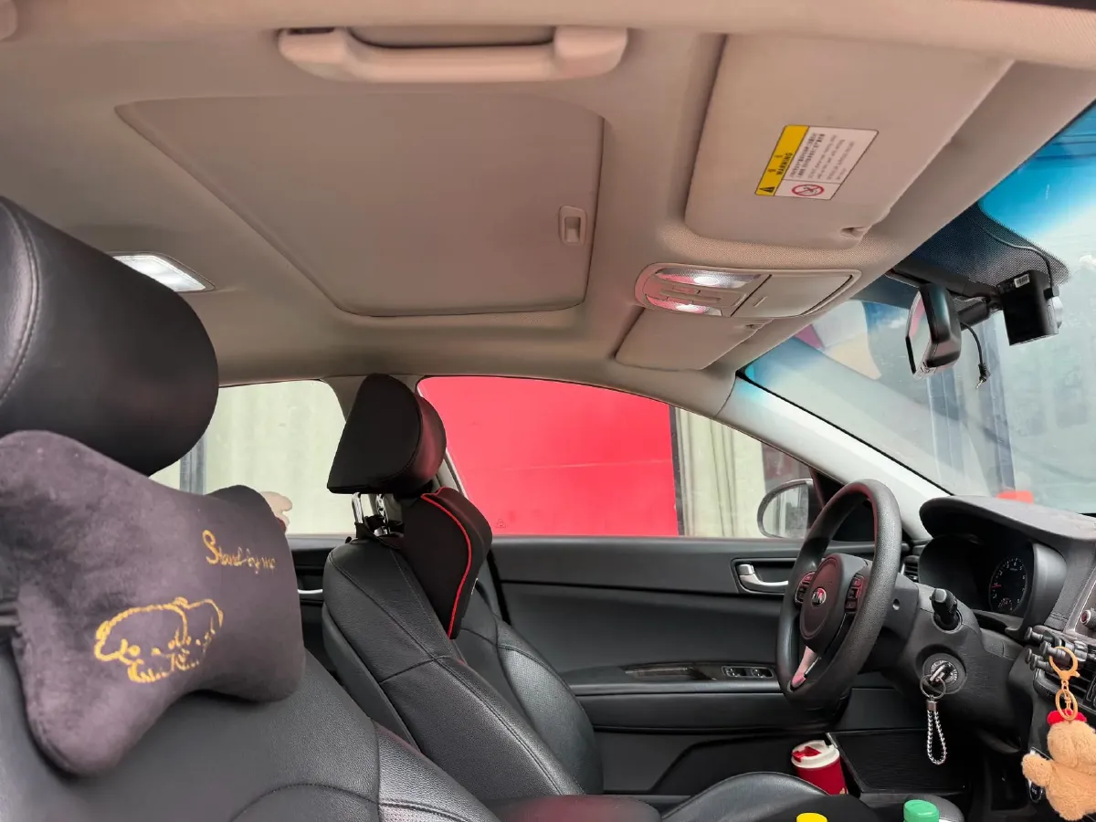 2016 Kia K5 2.0L 161HP L4 6AT,autocango,china used car exporter,china ev exporter,chinese used car exporter,chinese used ev exporter