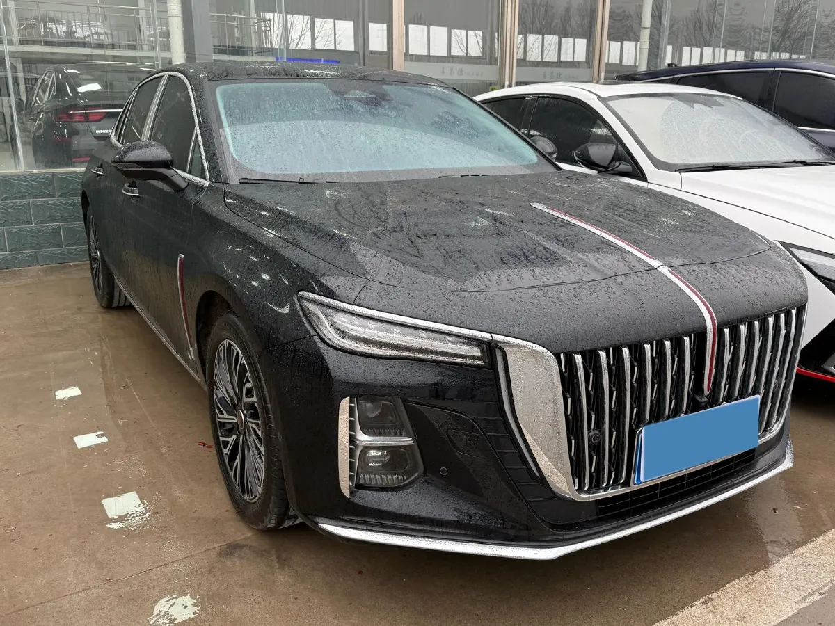 2025 HongQi H5 1.5T 169HP L4 1DHT Hybrid,autocango,china used car exporter,china ev exporter,chinese used car exporter,chinese used ev exporter