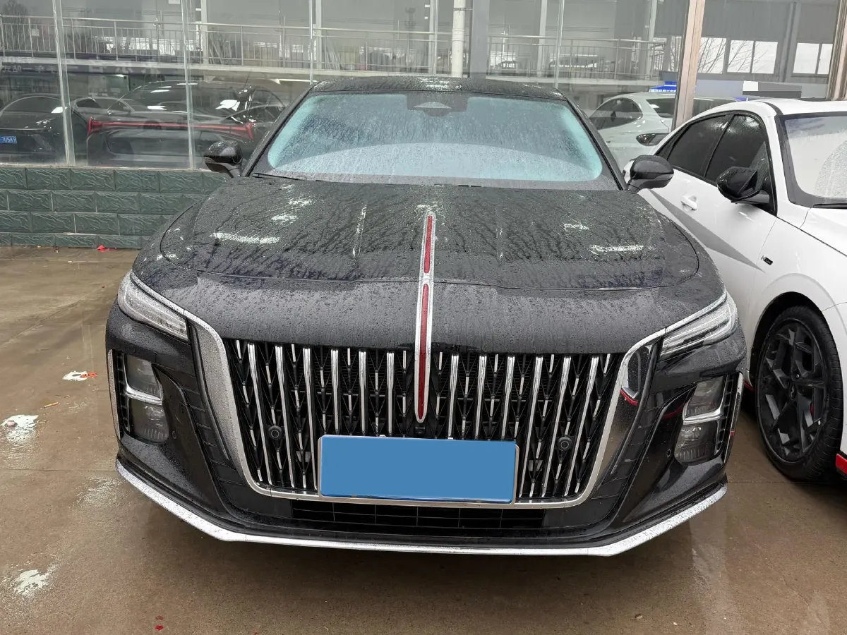 2025 HongQi H5 1.5T 169HP L4 1DHT Hybrid,autocango,china used car exporter,china ev exporter,chinese used car exporter,chinese used ev exporter