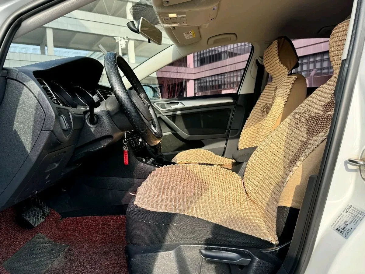 2018 Volkswagen Golf 1.6L 110HP L4 6AT,autocango,china used car exporter,china ev exporter,chinese used car exporter,chinese used ev exporter