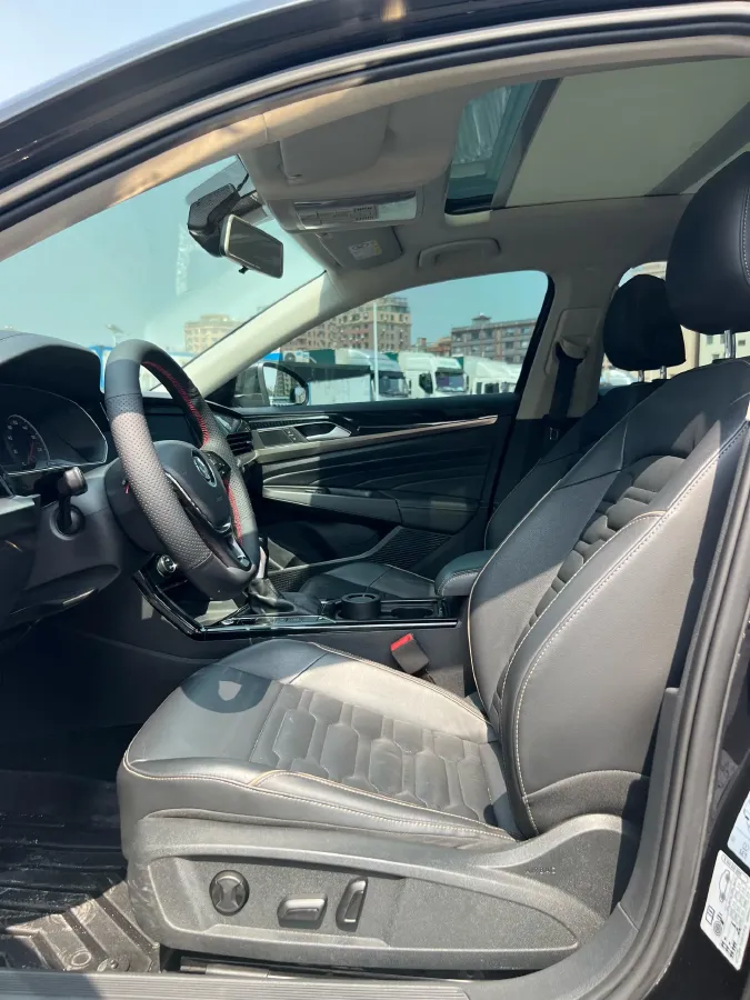 2019 Skoda Kodiak 2.0T 186HP L4 7DCT,autocango,china used car exporter,china ev exporter,chinese used car exporter,chinese used ev exporter