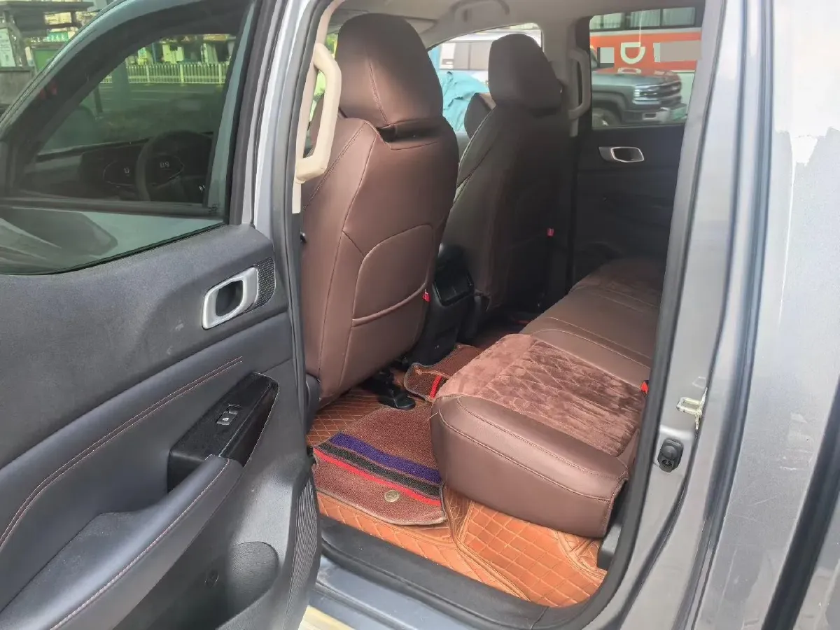 2023 ChangAn LanTuoZhe 2.0T 163HP L4 6MT,autocango,china used car exporter,china ev exporter,chinese used car exporter,chinese used ev exporter