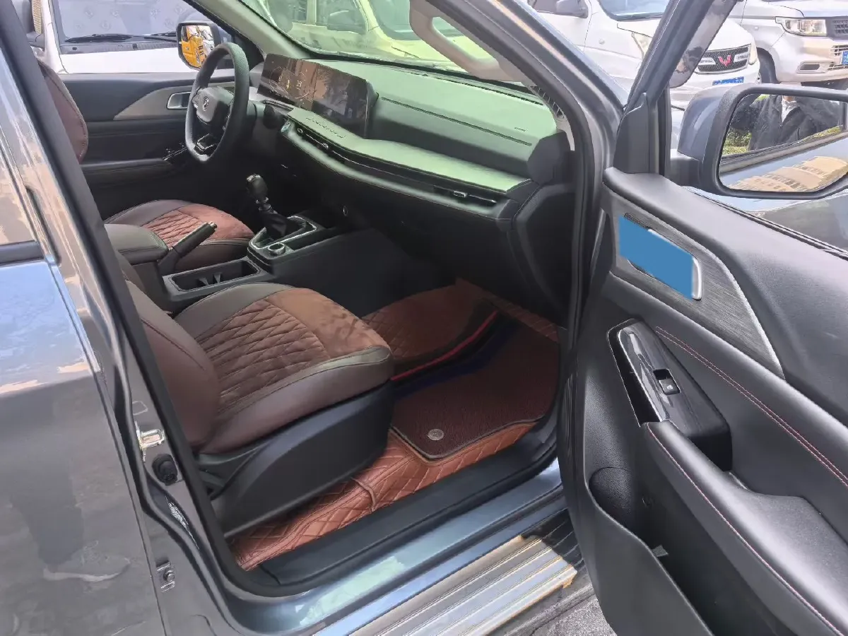 2023 ChangAn LanTuoZhe 2.0T 163HP L4 6MT,autocango,china used car exporter,china ev exporter,chinese used car exporter,chinese used ev exporter