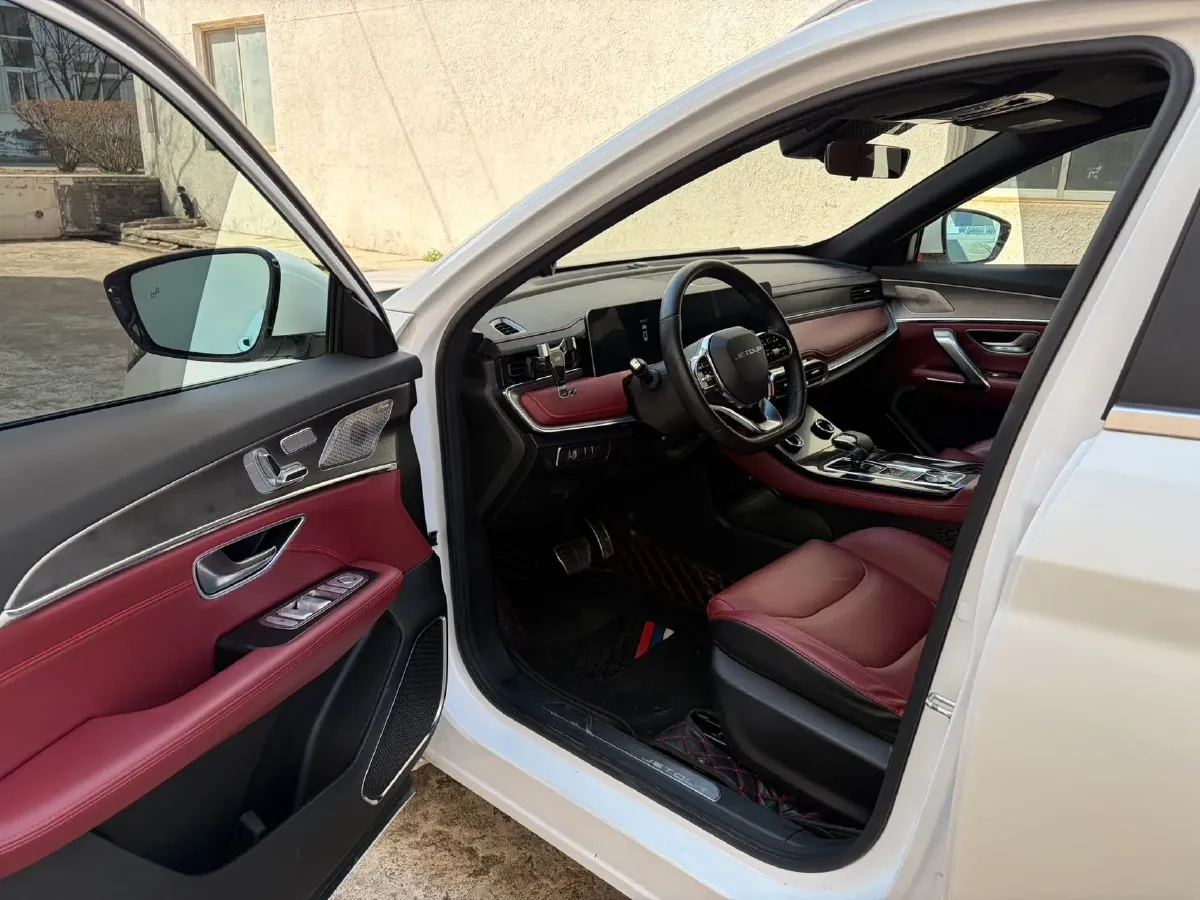 2021 Jetour X70 Plus 1.6T 197HP L4 7DCT,autocango,china used car exporter,china ev exporter,chinese used car exporter,chinese used ev exporter