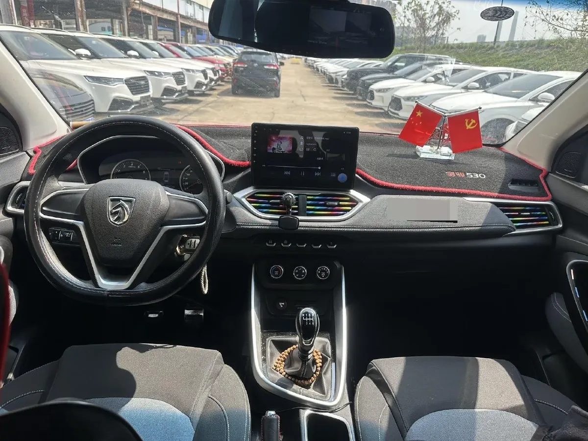 2018 BaoJun 530 1.5T 150HP L4 6MT,autocango,china used car exporter,china ev exporter,chinese used car exporter,chinese used ev exporter