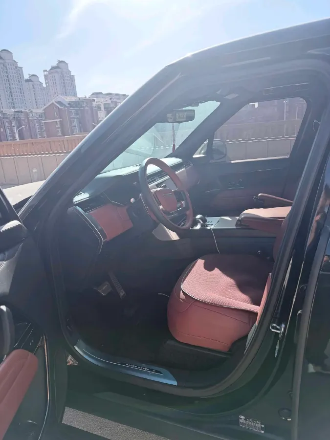 2024 Land Rover Range Rover 3.0T 400HP L6 8AT,autocango,china used car exporter,china ev exporter,chinese used car exporter,chinese used ev exporter
