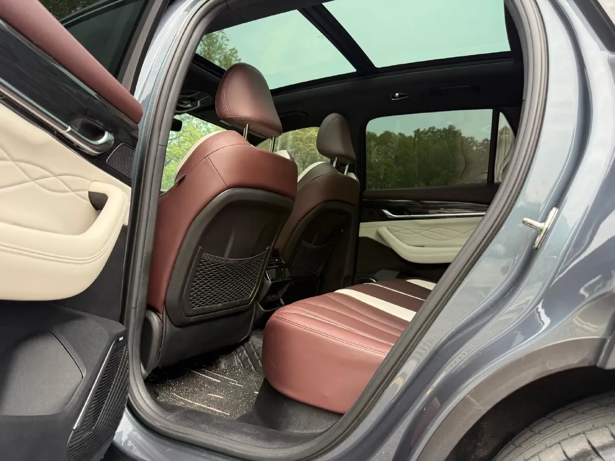 2021 Geely Monjaro 2.0T 238HP L4 8AT,autocango,china used car exporter,china ev exporter,chinese used car exporter,chinese used ev exporter