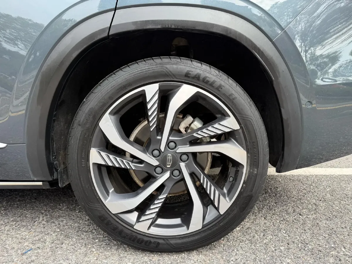 2021 Geely Monjaro 2.0T 238HP L4 8AT,autocango,china used car exporter,china ev exporter,chinese used car exporter,chinese used ev exporter