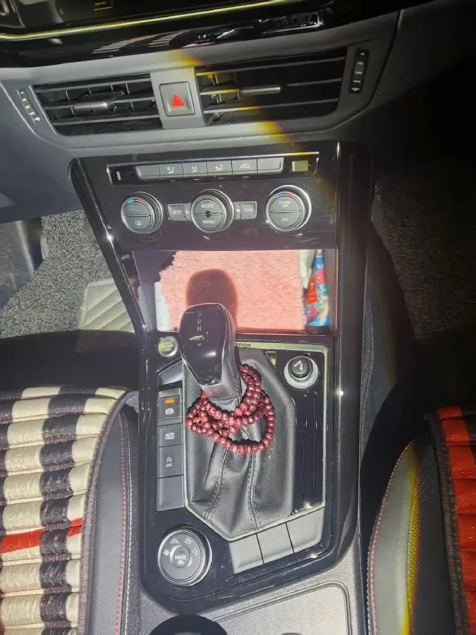 2019 MINI CLUBMAN 1.5T 102HP L3 6AT,autocango,china used car exporter,china ev exporter,chinese used car exporter,chinese used ev exporter