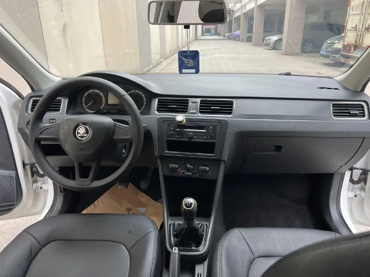 2018 Skoda Rapid 1.6L 110HP L4 5MT,autocango,china used car exporter,china ev exporter,chinese used car exporter,chinese used ev exporter