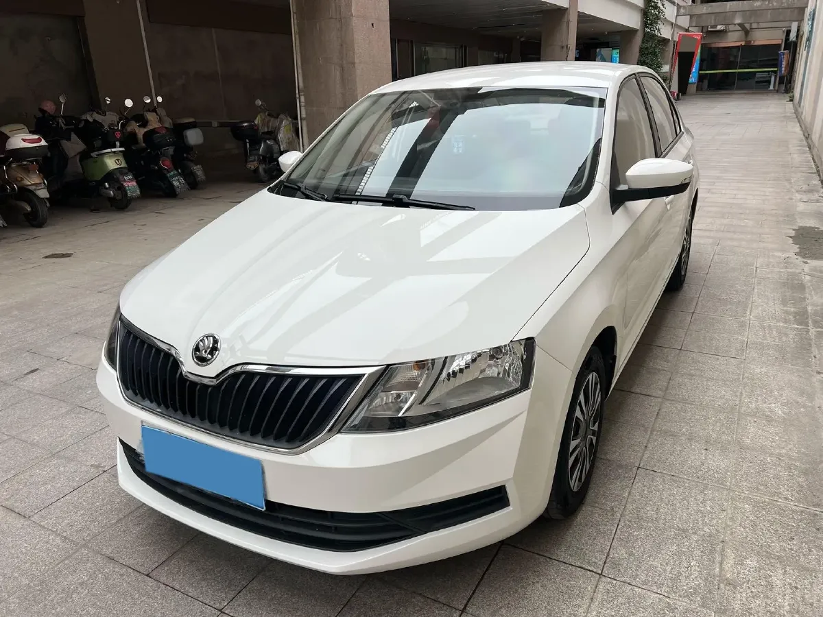 2018 Skoda Rapid 1.6L 110HP L4 5MT,autocango,china used car exporter,china ev exporter,chinese used car exporter,chinese used ev exporter